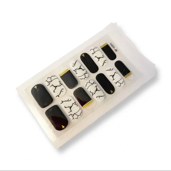 🌸3 /15 Nail Wrap Strip, Self Adhesive Nail polish Wrap white black gold - Picture 5 of 8